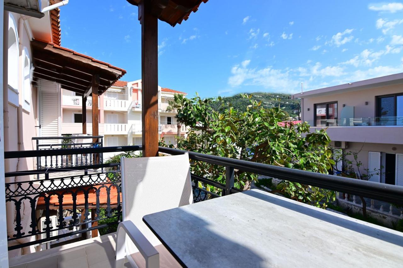 Nadia'S Studios & Apartments In Argasi, Sea-View Exterior photo